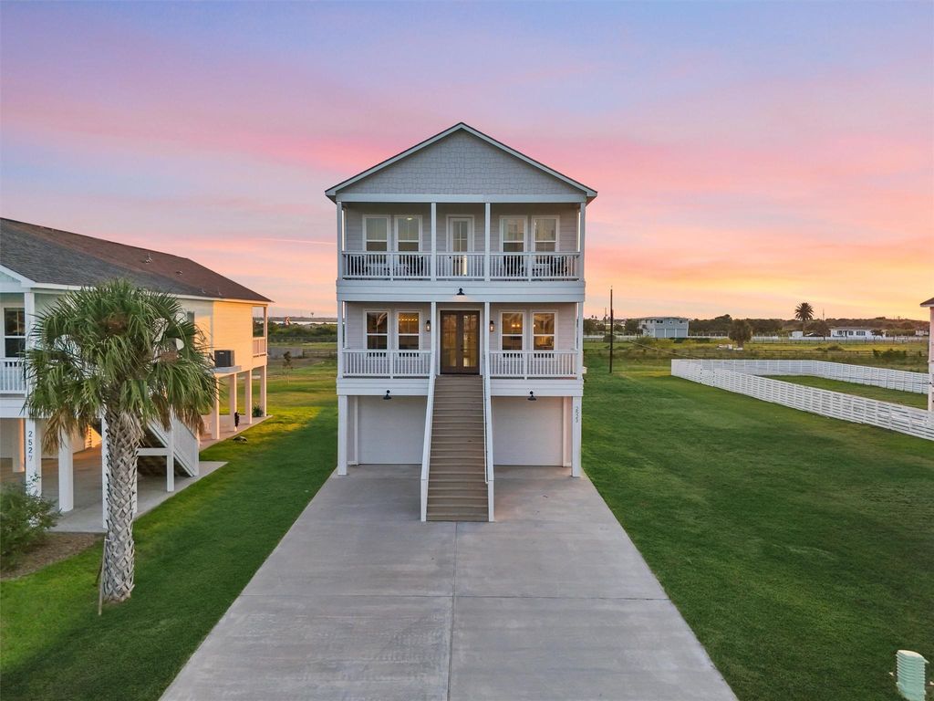 Photo of 2523 103rd Street, Galveston, TX 77554 (MLS # 72000675)