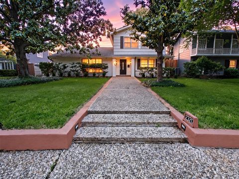 Photo of 2320 Gramercy Street, Houston, TX 77030 (MLS # 26246222)