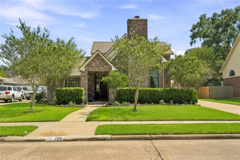 Photo of 706 Fernglade Drive, Richmond, TX 77406 (MLS # 26979195)