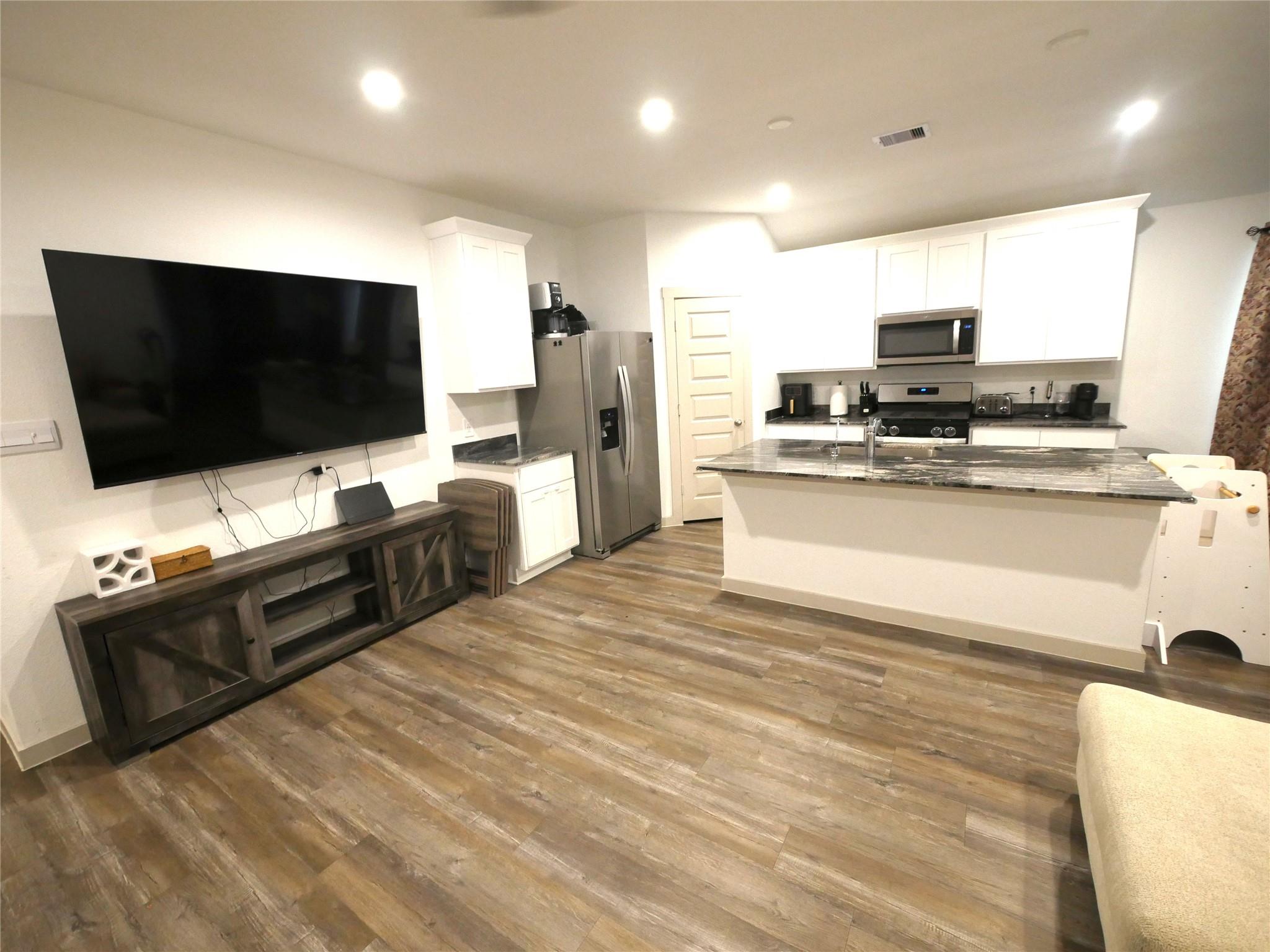 1044 Marina Bay Drive