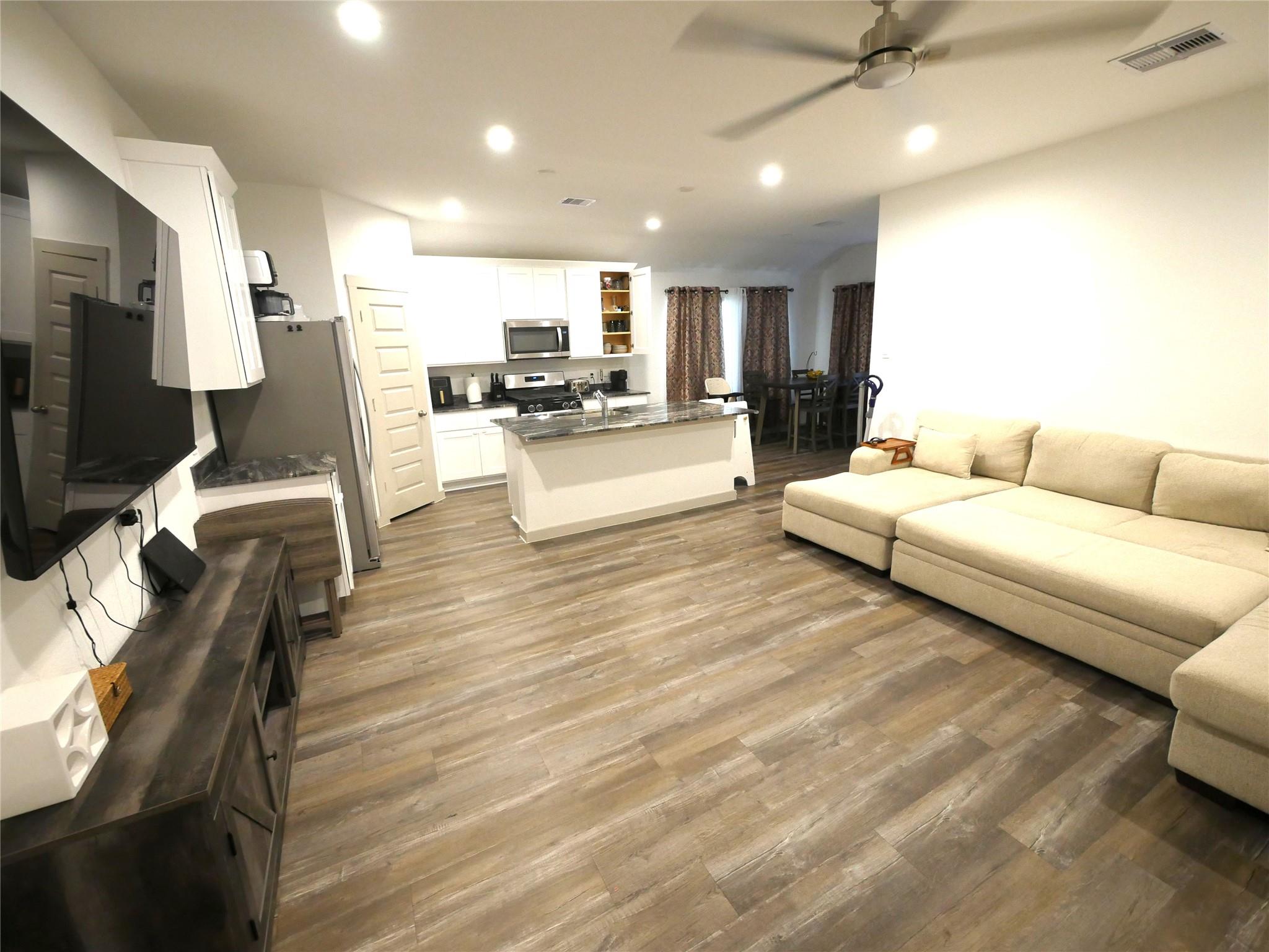 1044 Marina Bay Drive