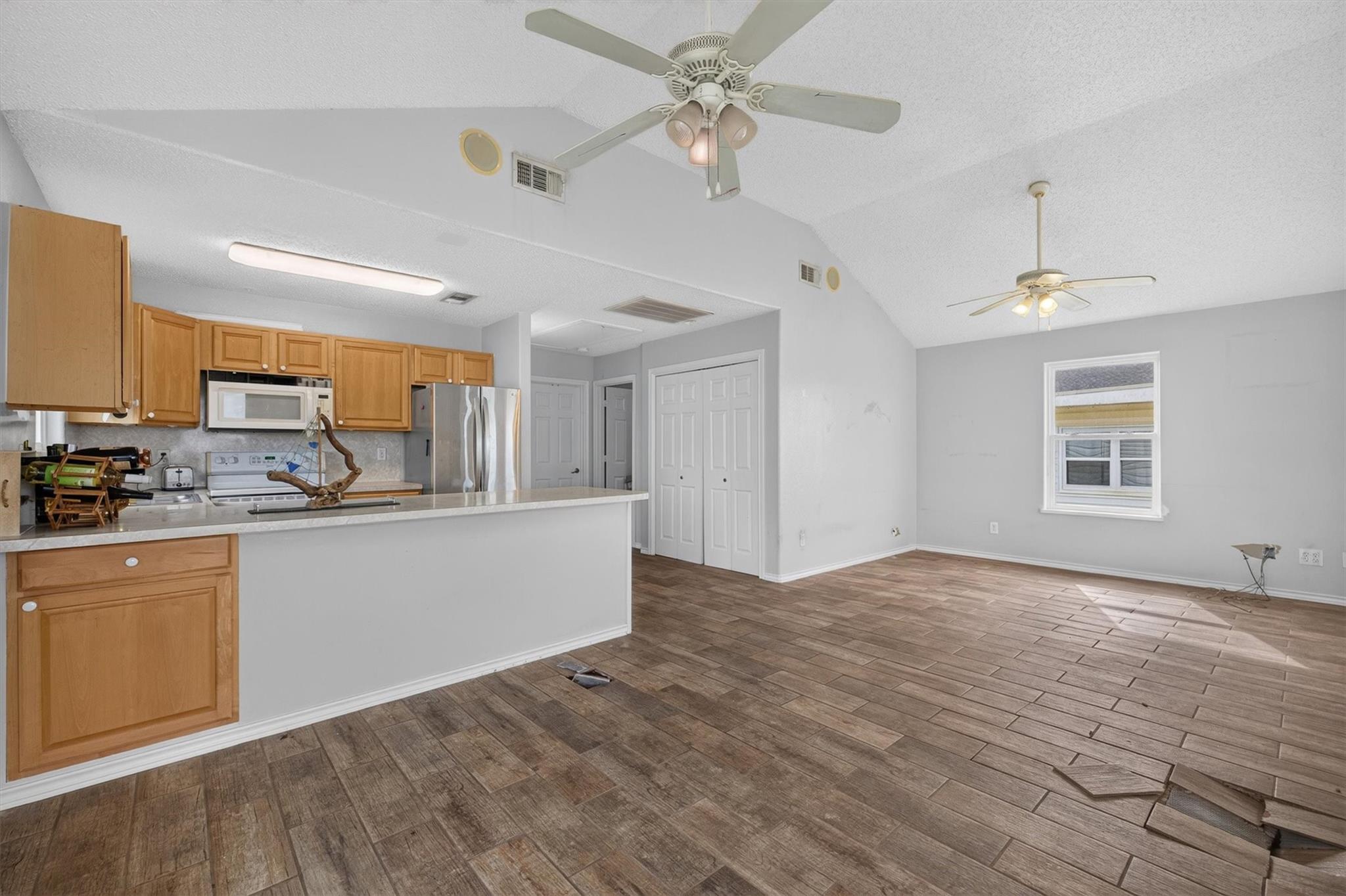 3931 Navarro Drive