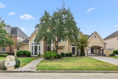Photo of 13307 Cypress Pond Drive, Cypress, TX 77429 (MLS # 70395206)