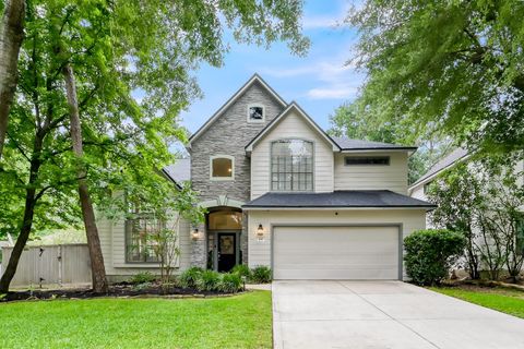 Photo of 94 N Cochrans Green Circle, The Woodlands, TX 77381 (MLS # 82614364)