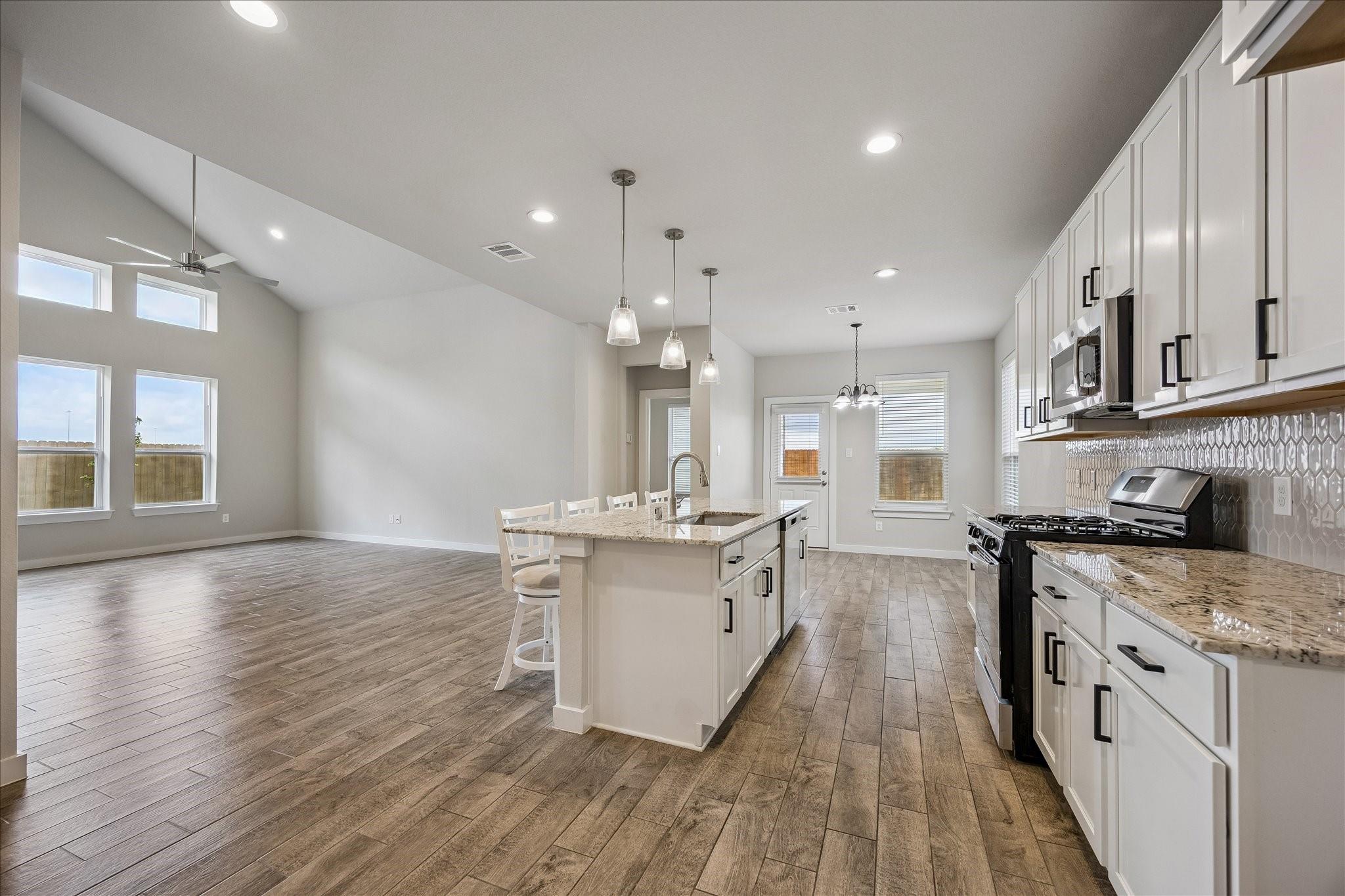 3211 Overcup Oak Court