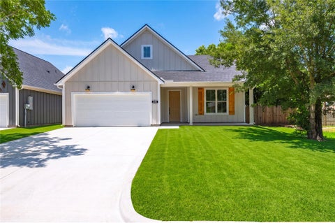 Photo of 2408 28th Ave N, Texas City, TX 77590 (MLS # 11074507)