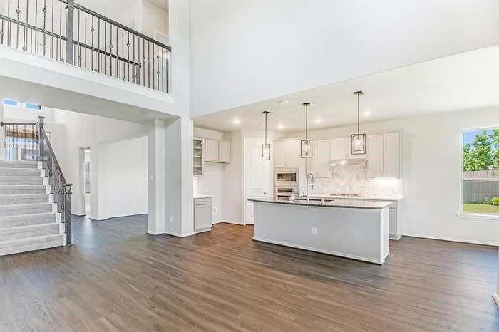 25435 Kidwiler Drive