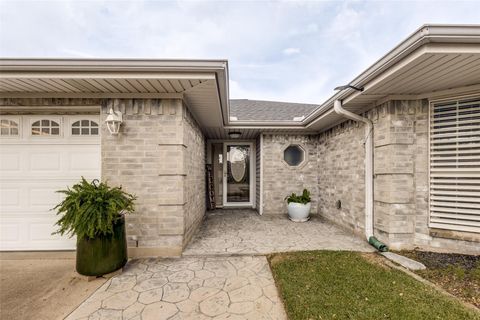 2507 N 18th Street N Texas City TX 77590