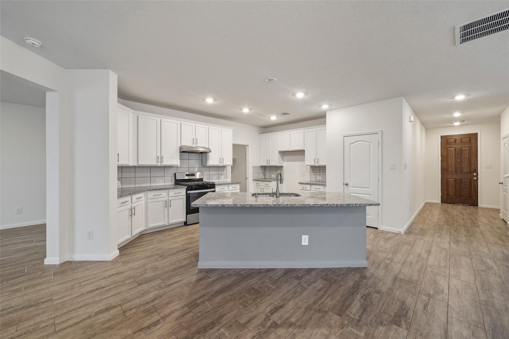 41707 Tumbleweed Pass Lane