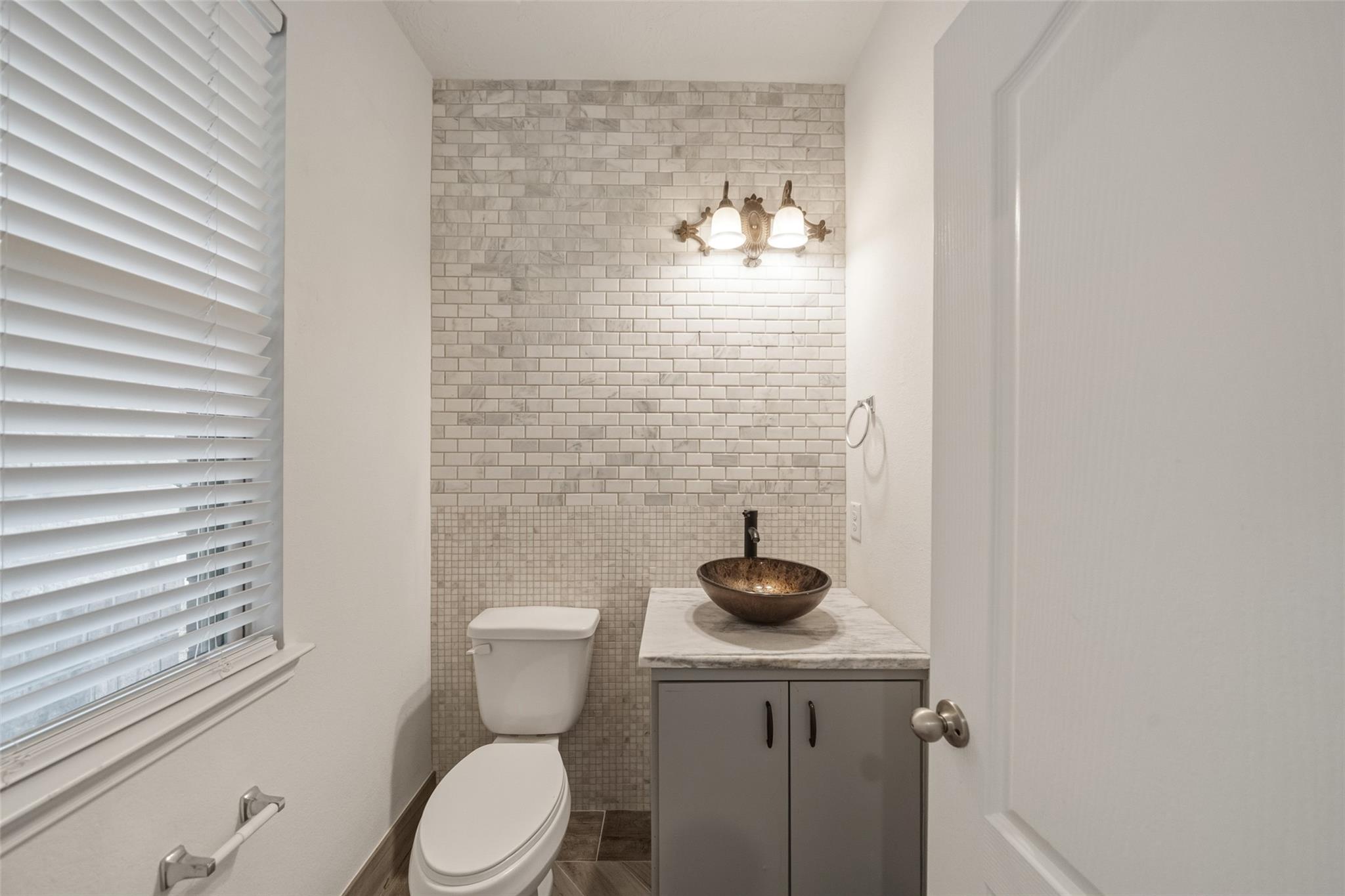 41707 Tumbleweed Pass Lane