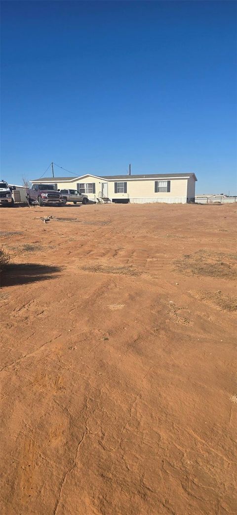 Photo of 6008 E Cr-117, Midland, TX 79706 (MLS # 10082782)