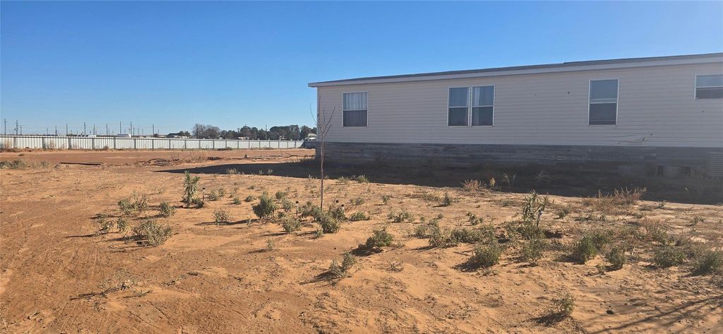 Photo of 6008 E Cr-117, Midland, TX 79706 (MLS # 10082782)