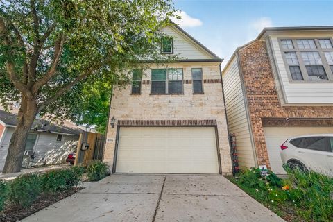 Photo of 5307 Larkin Street #A, Houston, TX 77007 (MLS # 42098513)