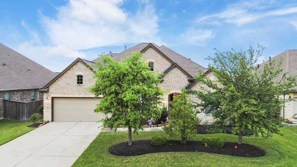 Photo of 6714 Cottonwood Crest Lane, Katy, TX 77493 (MLS # 30222502)