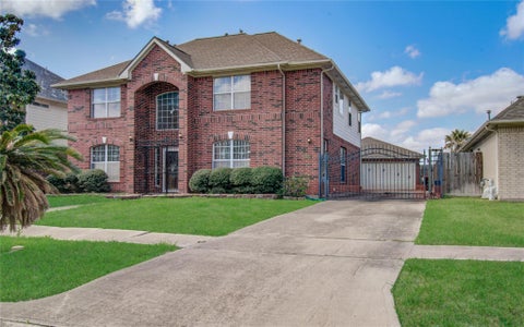 Photo of 6626 Sunrise Valley Lane, Houston, TX 77083 (MLS # 53690601)