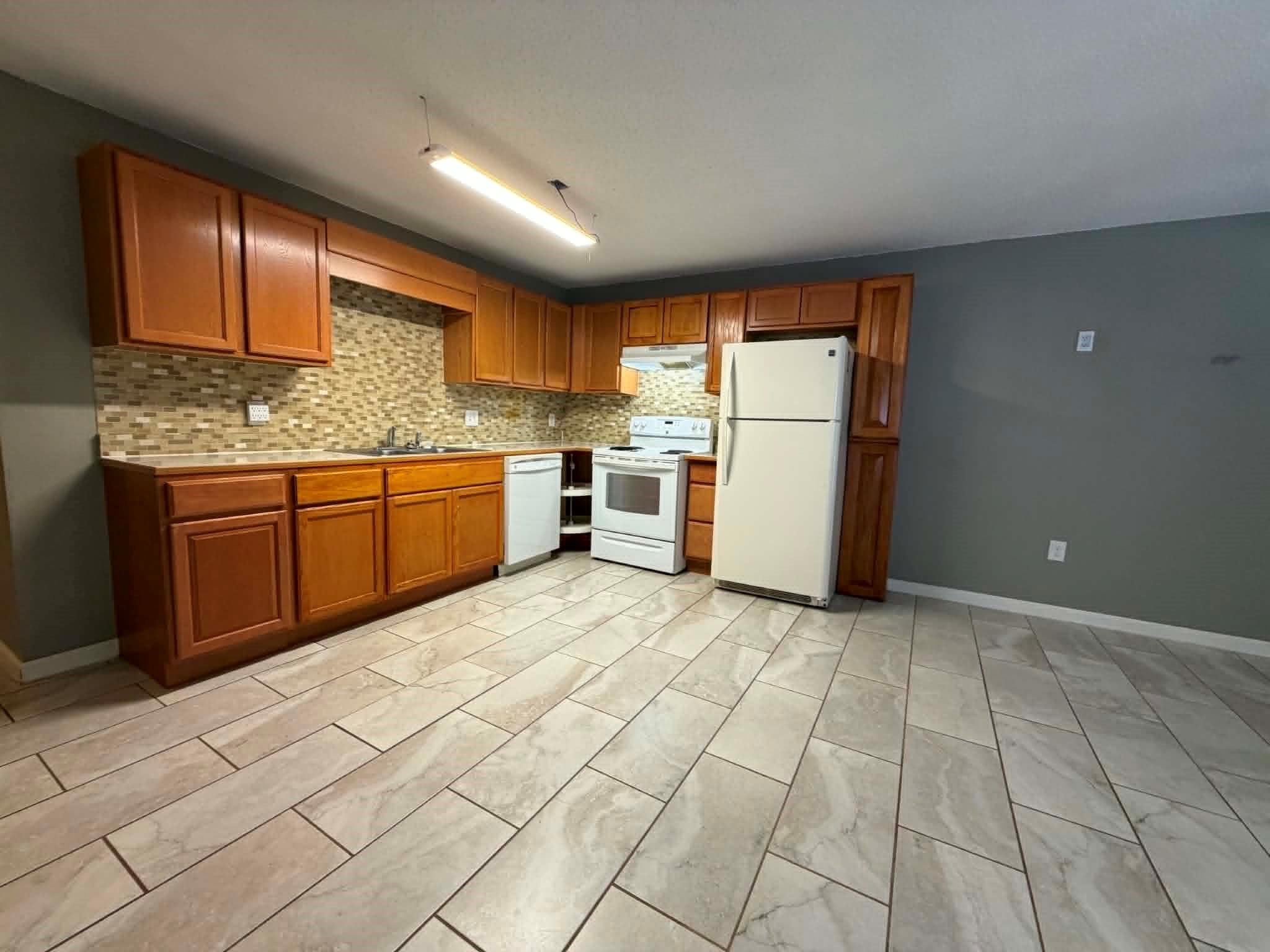 1709 Avenue L UP