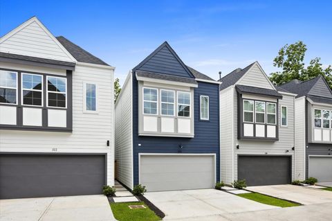 324 Neyland Street Houston TX 77022