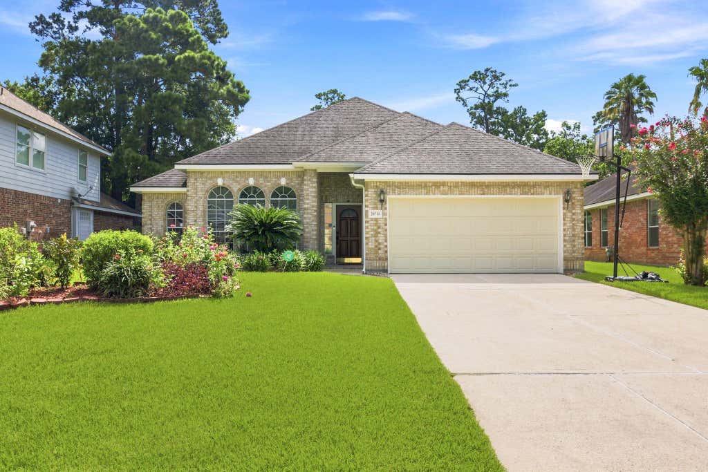 Photo of 20714 Delta Wood Trail, Humble, TX 77346 (MLS # 35269164)
