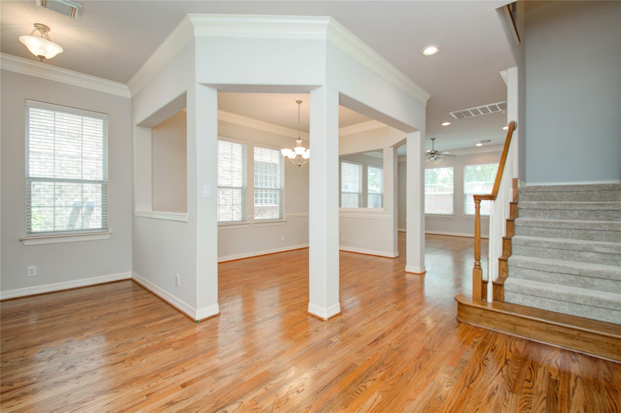 3207 Holly Crossing Drive