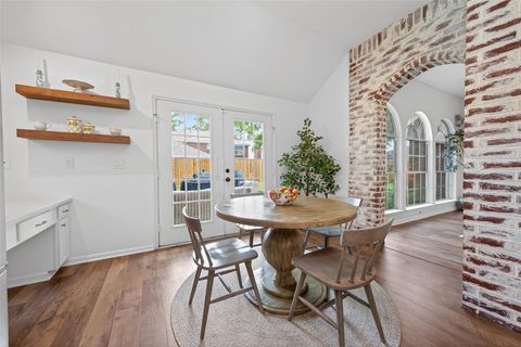 Tiny photo for 819 Maplewood Falls Court, Houston, TX 77062 (MLS # 38505601)