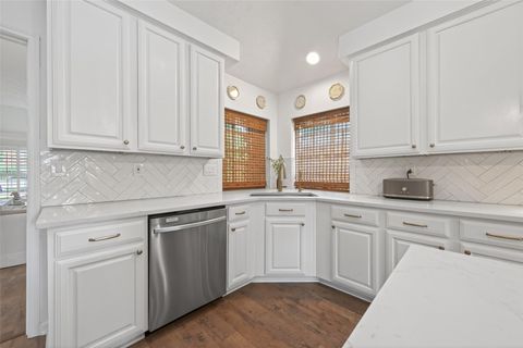 Tiny photo for 819 Maplewood Falls Court, Houston, TX 77062 (MLS # 38505601)