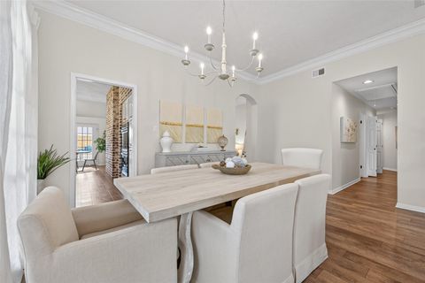 Tiny photo for 819 Maplewood Falls Court, Houston, TX 77062 (MLS # 38505601)