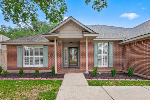 Tiny photo for 819 Maplewood Falls Court, Houston, TX 77062 (MLS # 38505601)