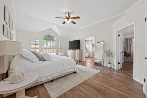 Tiny photo for 819 Maplewood Falls Court, Houston, TX 77062 (MLS # 38505601)