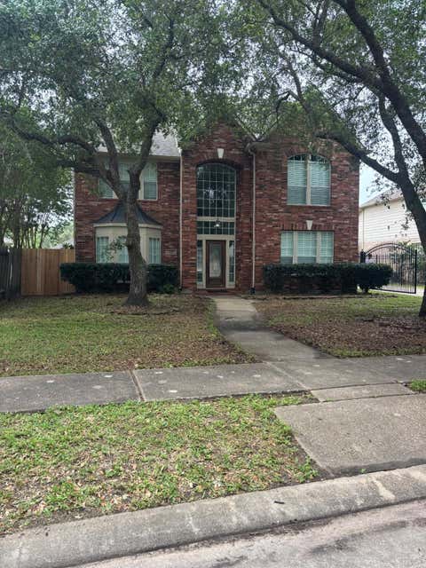 Homes For Sale - 3116 Indian Summer Trail<br/> Friendswood, TX 77546