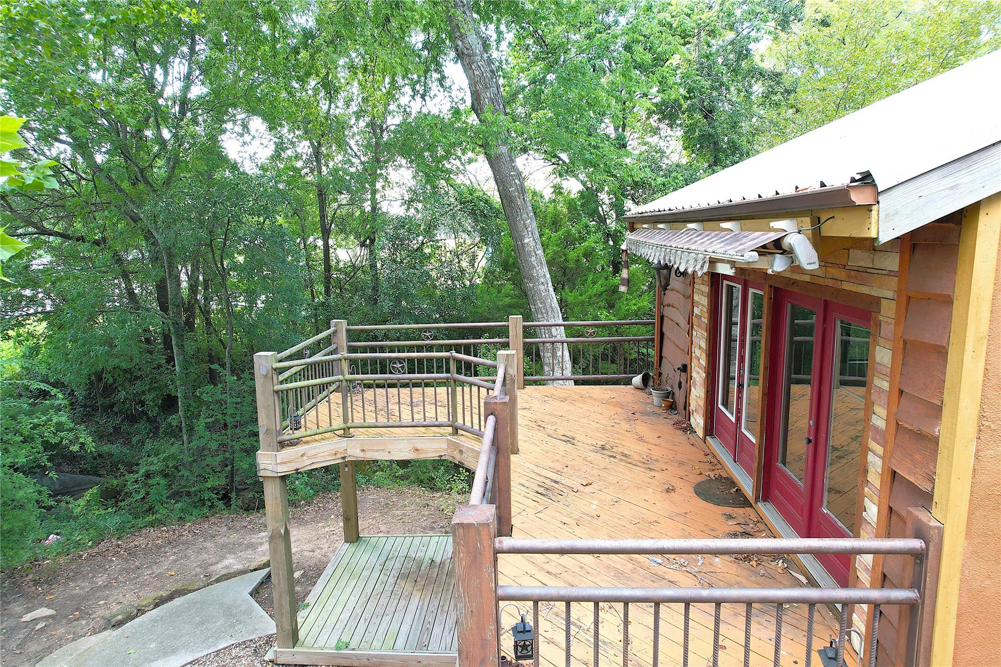 13790 Fm 830 Road