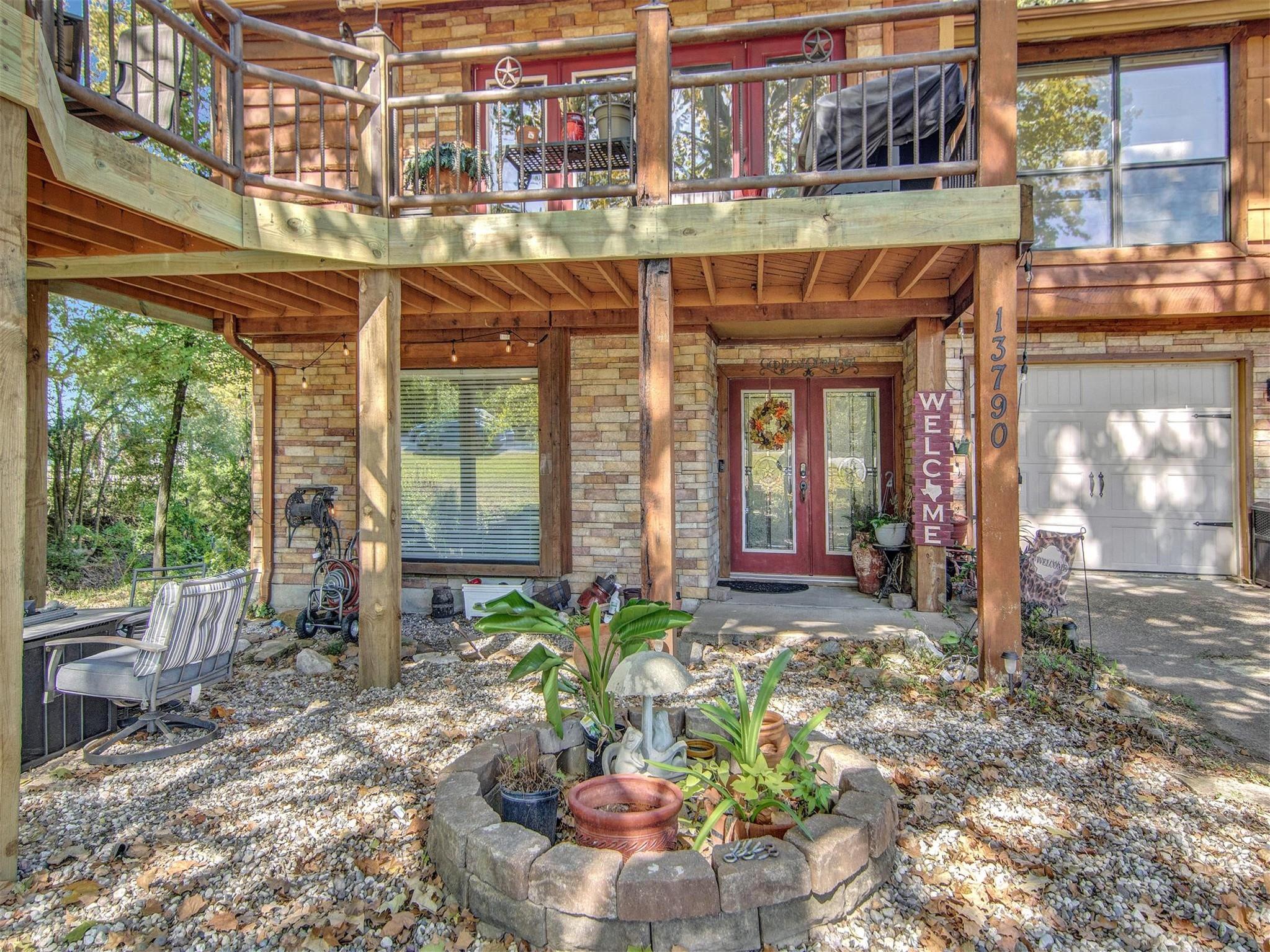 13790 Fm 830 Road
