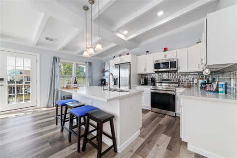 Photo of 196 Barracuda Street, Bayou Vista, TX 77563 (MLS # 20779340)