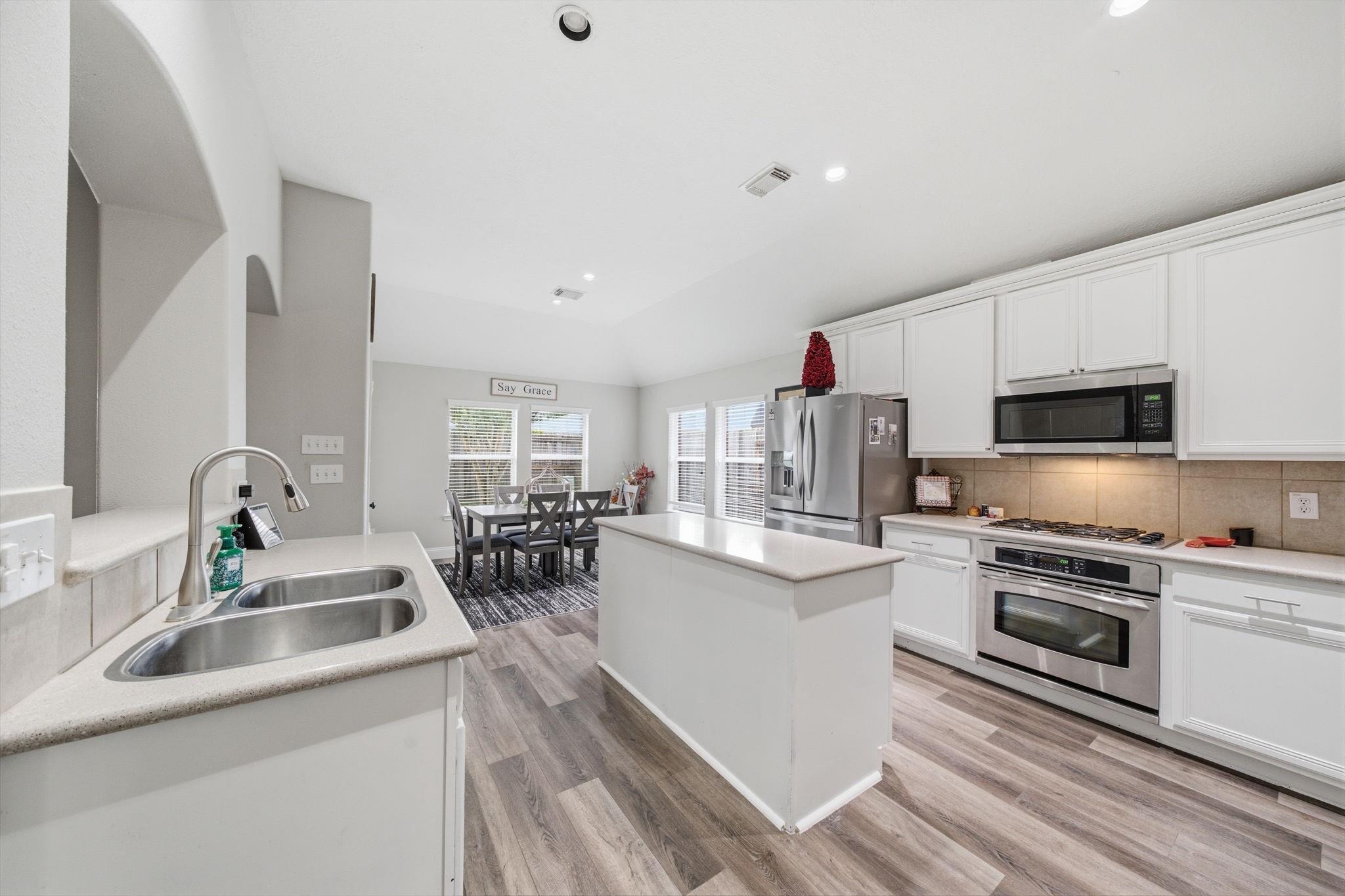 5315 Silver Oak Drive
