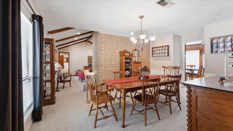Tiny photo for 120 Hickory Street, Huntsville, TX 77320 (MLS # 33543119)