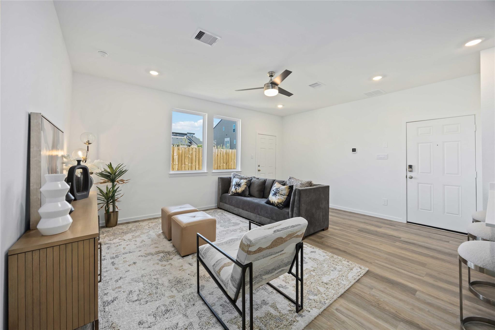 5925 Manning Oaks Street