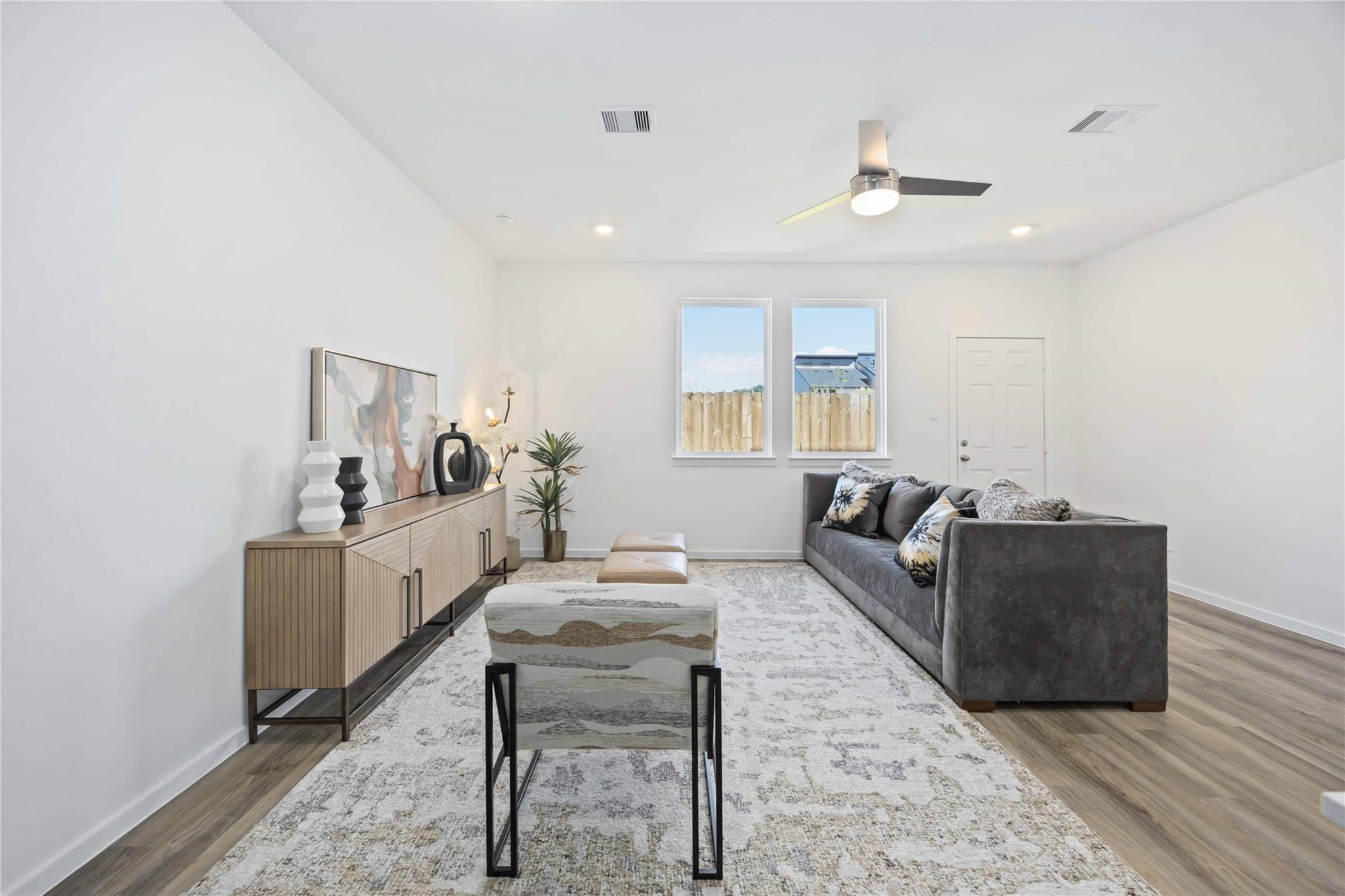 5925 Manning Oaks Street