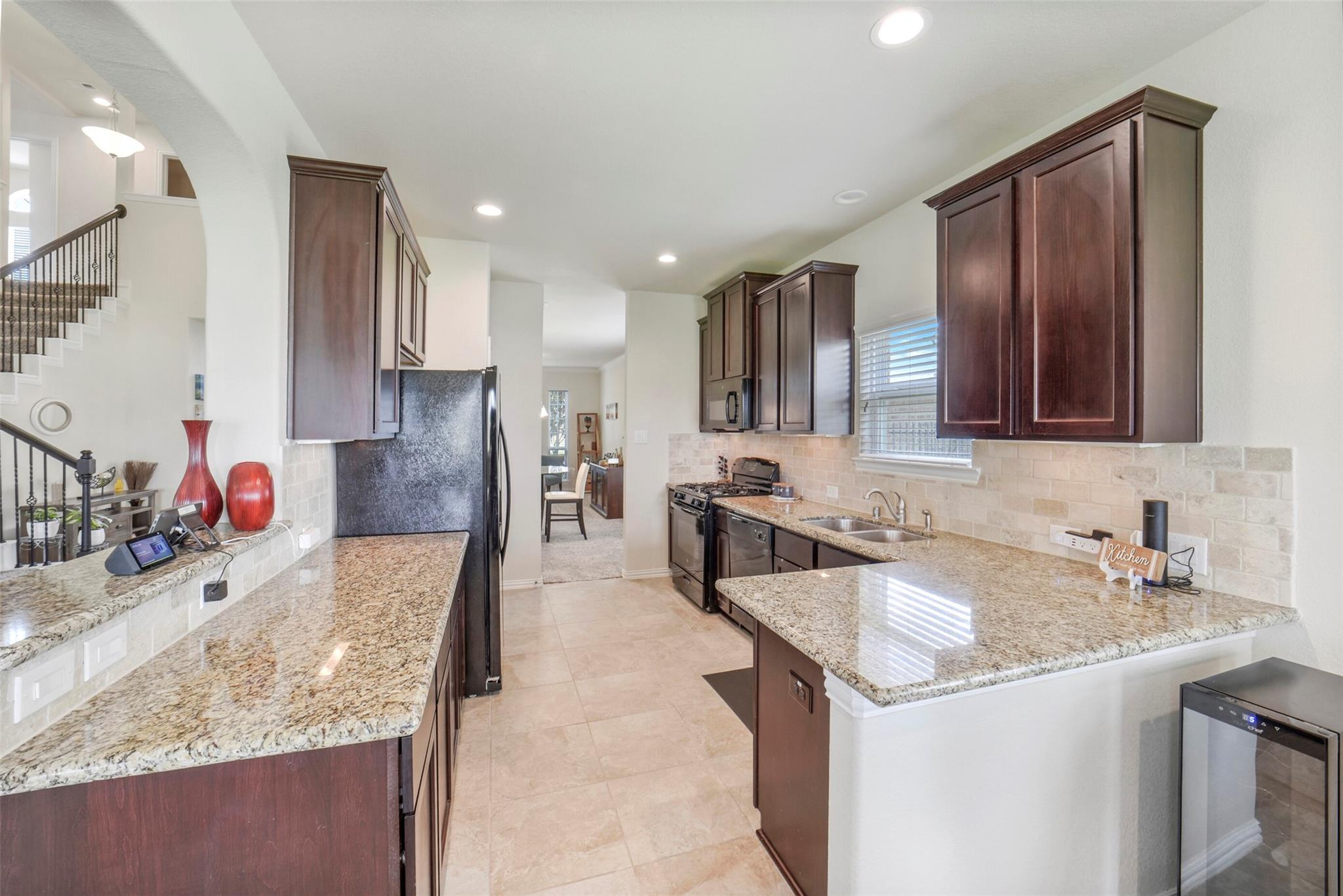 9815 Shimmering Lakes Drive