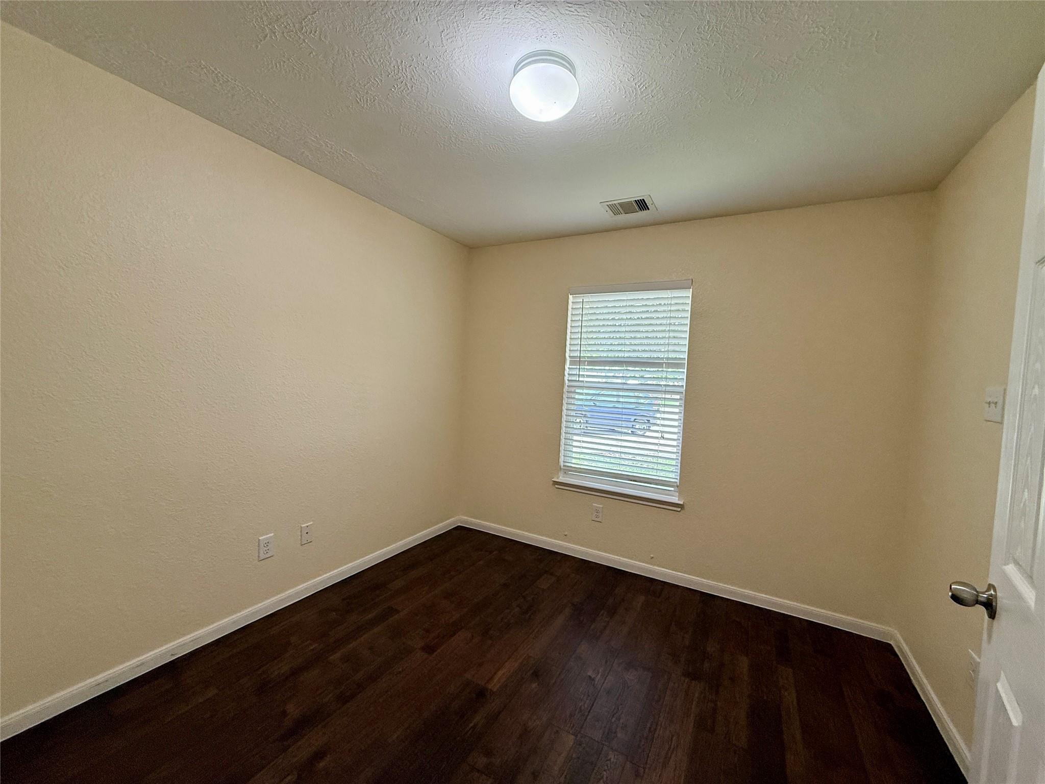 15906 Arapaho Bend Lane