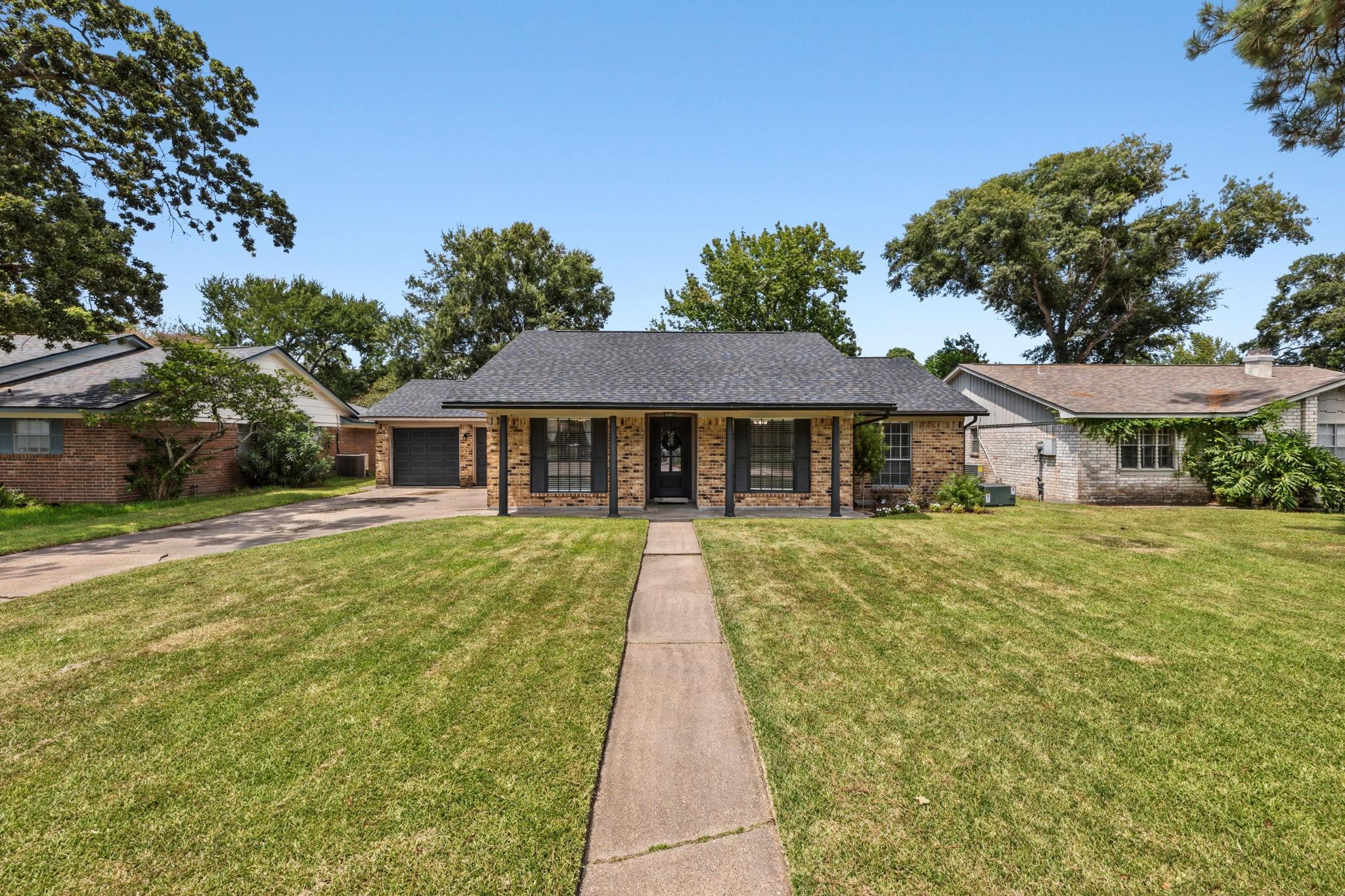 3700 Kingsway Drive
