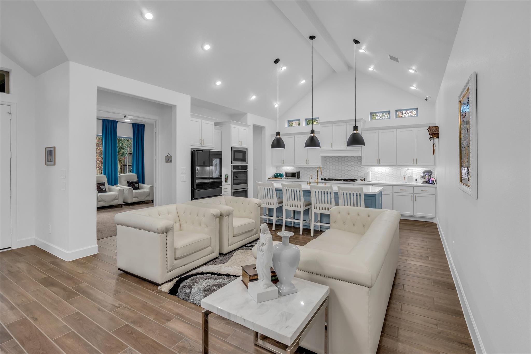 633 North Rivus Overlook Drive