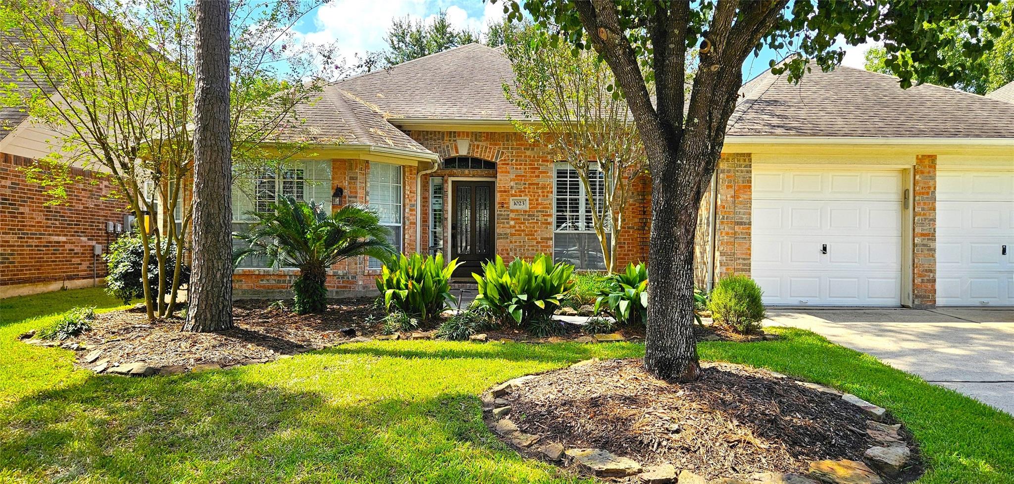 1023 Compass Cove Circle