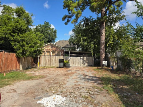 Photo of 938 Lehman Street, Houston, TX 77018 (MLS # 43876033)