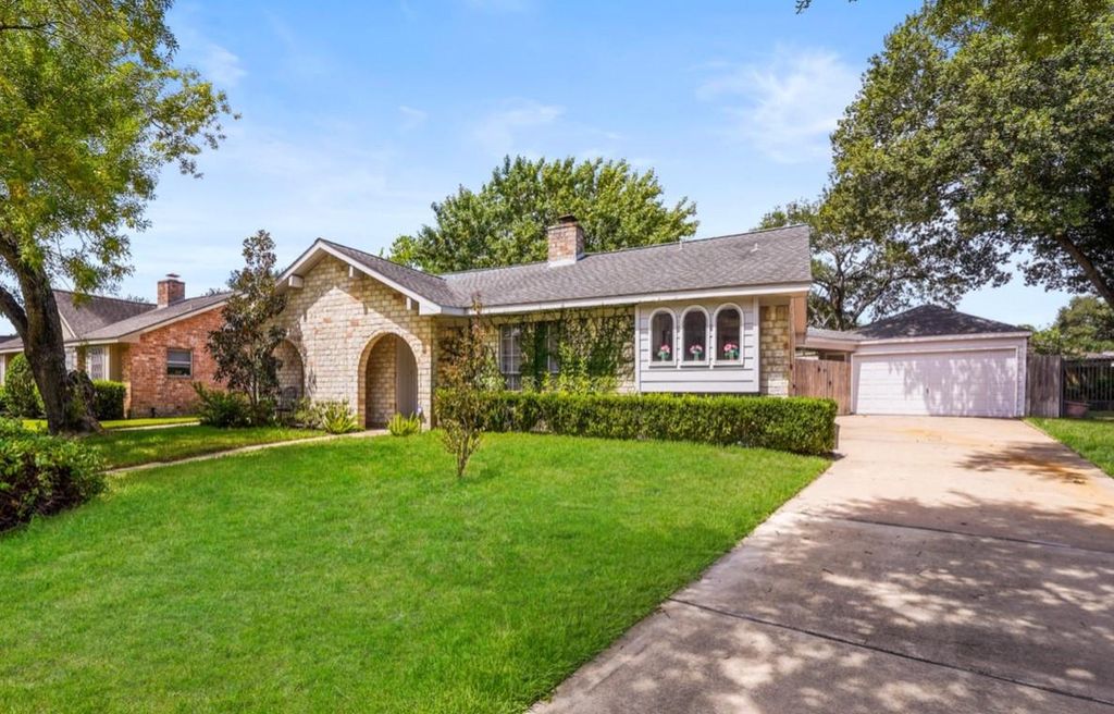 Photo of 21106 Park Villa Drive, Katy, TX 77450 (MLS # 52364170)