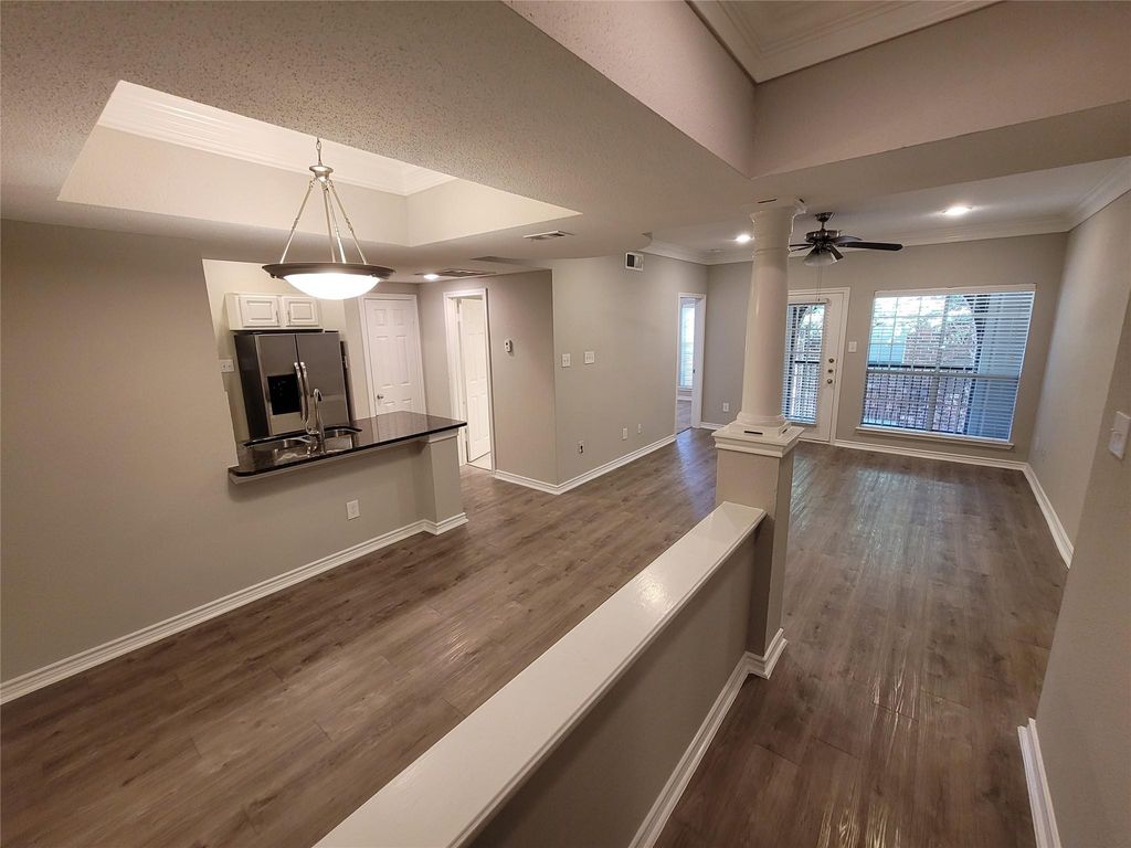 Photo of 2350 Westcreek Lane #6112, Houston, TX 77027 (MLS # 15492775)