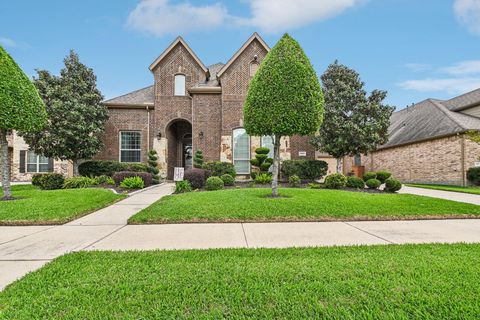 Photo of 13909 N Lake Branch Lane, Houston, TX 77044 (MLS # 52375852)