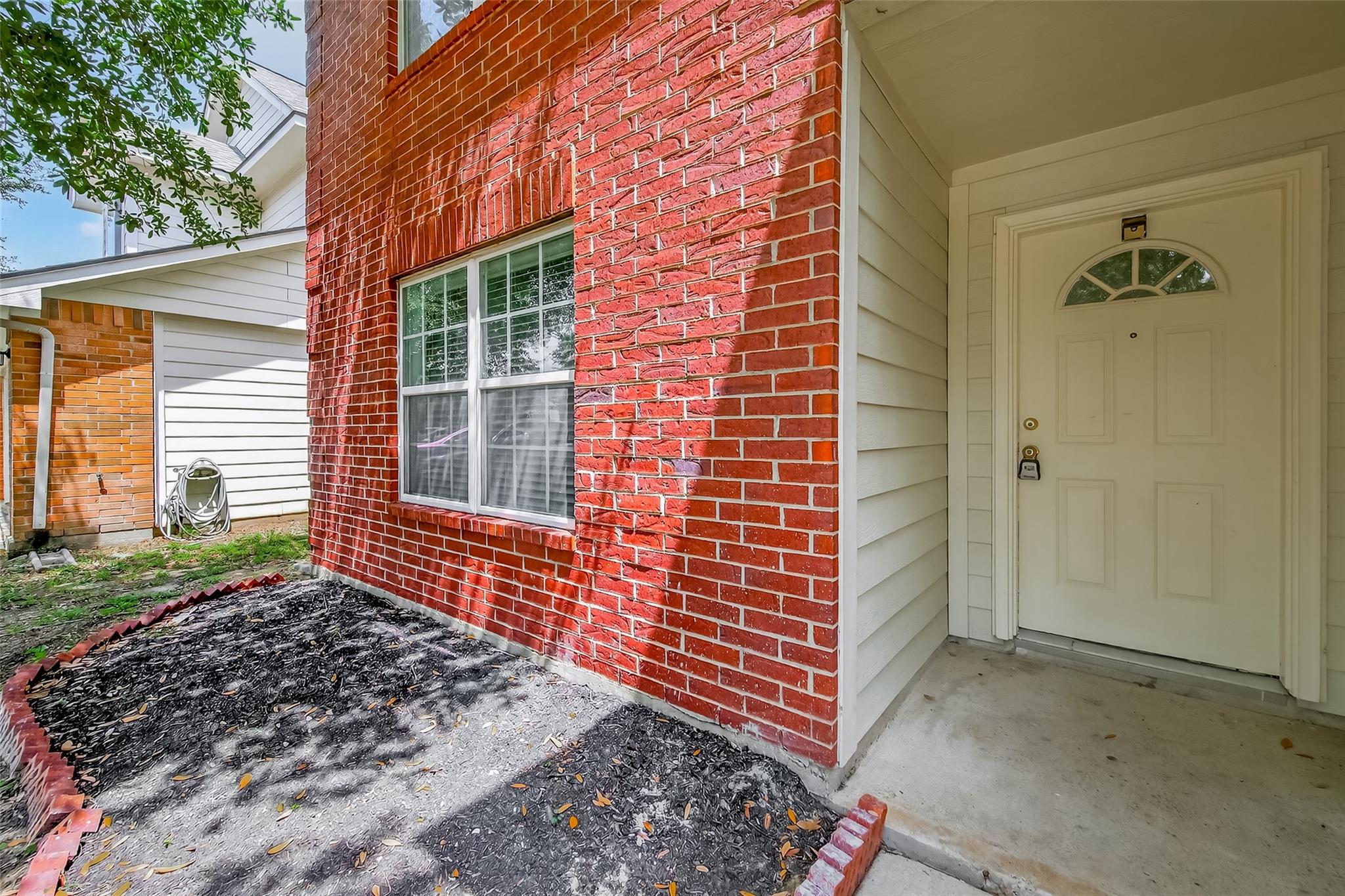 19334 Little Pine Lane