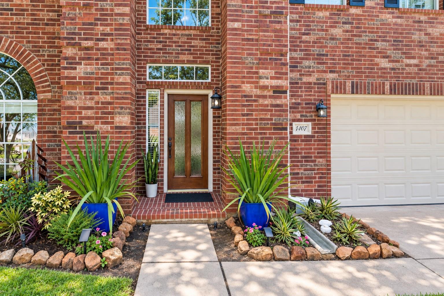 4107 E Baden Oaks Drive