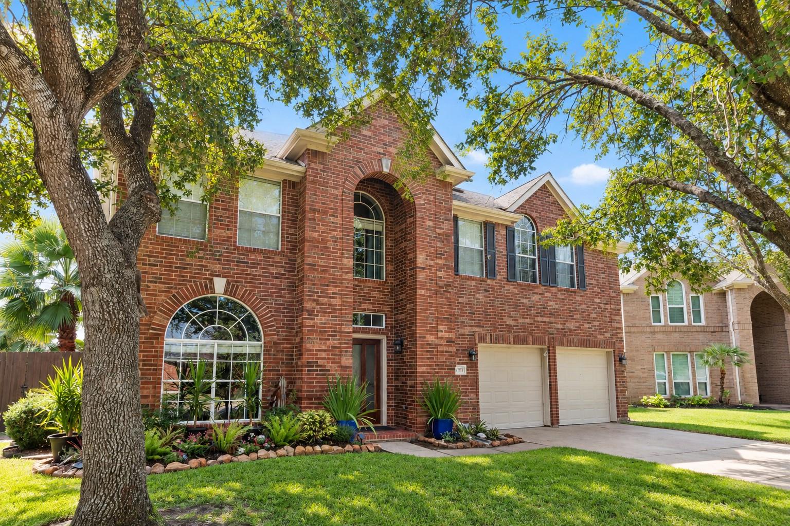 4107 E Baden Oaks Drive