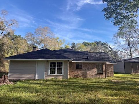 Photo of 167 County Road 3665 W, Splendora, TX 77372 (MLS # 26271825)