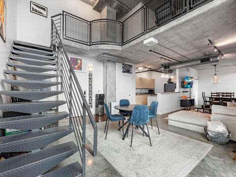 Photo of 2000 Bagby Street #5423, Houston, TX 77002 (MLS # 65489743)